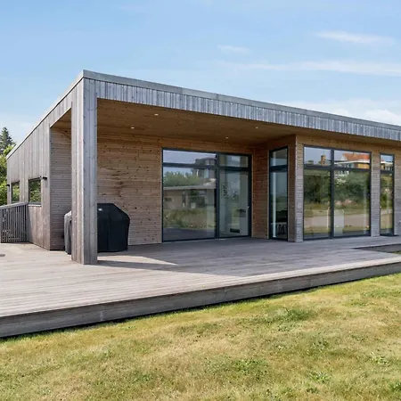 Semesterbostad Havsutsikt Och Mys I Arkitektritat Hus