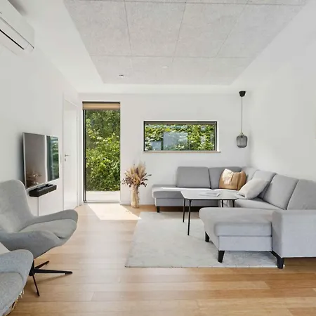 펜션 Sea View And Comfort In Architect-designed 알링에